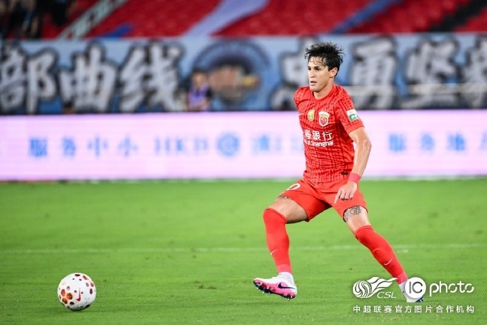 安佩姆梅开二度 海港客场3-2逆转三镇