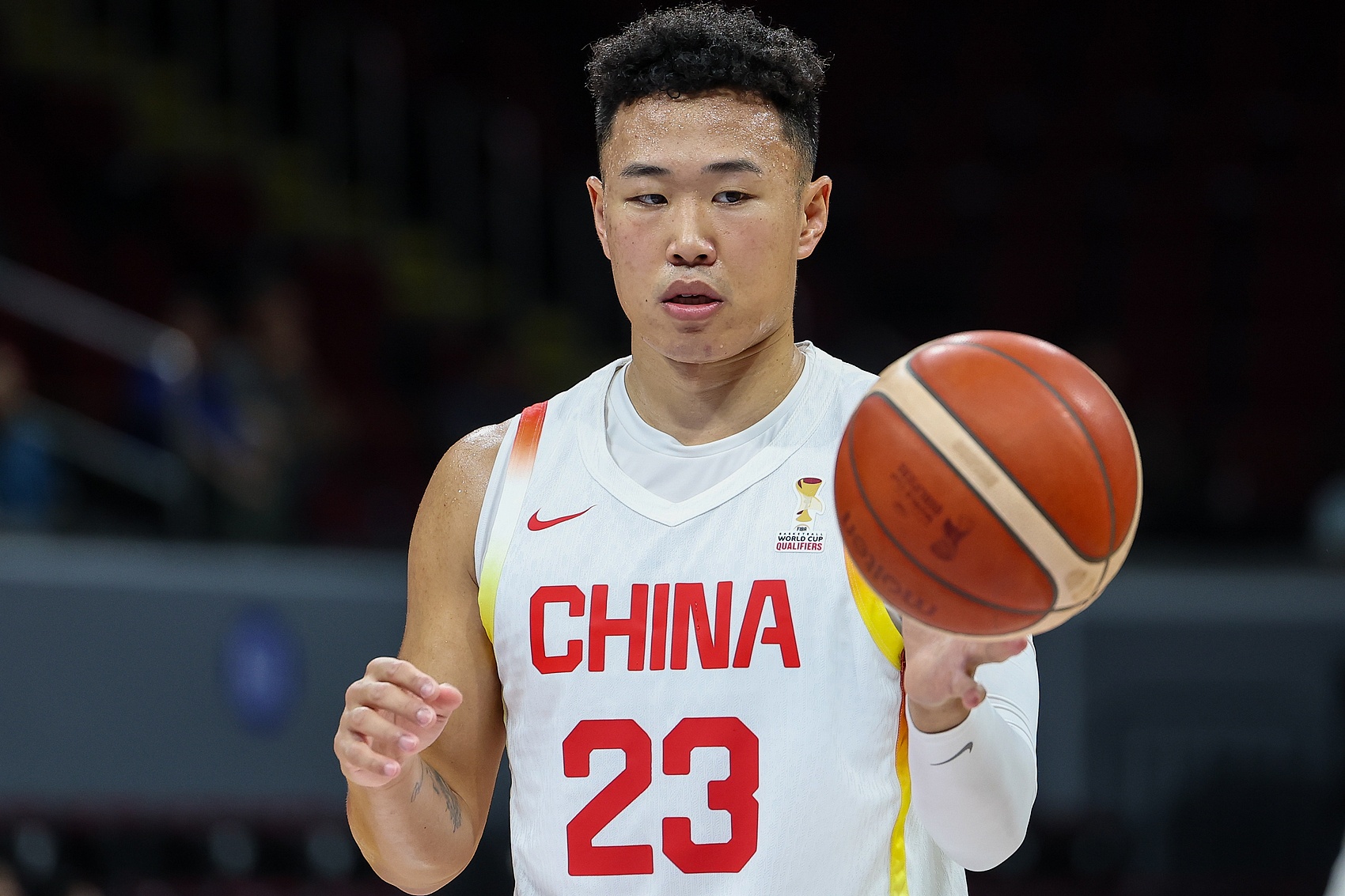 贺希宁17分领跑 中国男篮热身赛83-78击败乌拉圭 贺希宁17分领跑 中国男篮热身赛83-78击败乌拉圭