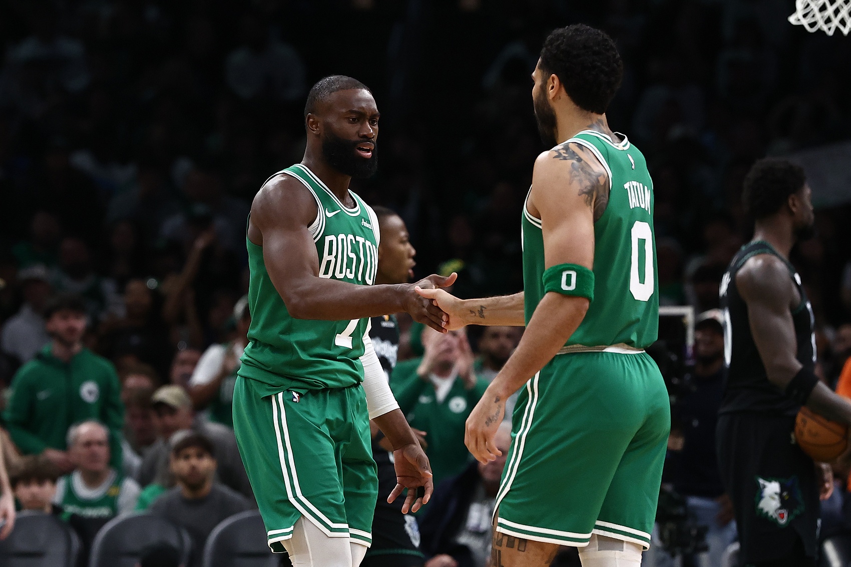 76人赛季十大焦点战 揭幕战打卫冕冠军 詹姆斯布朗各遇旧主