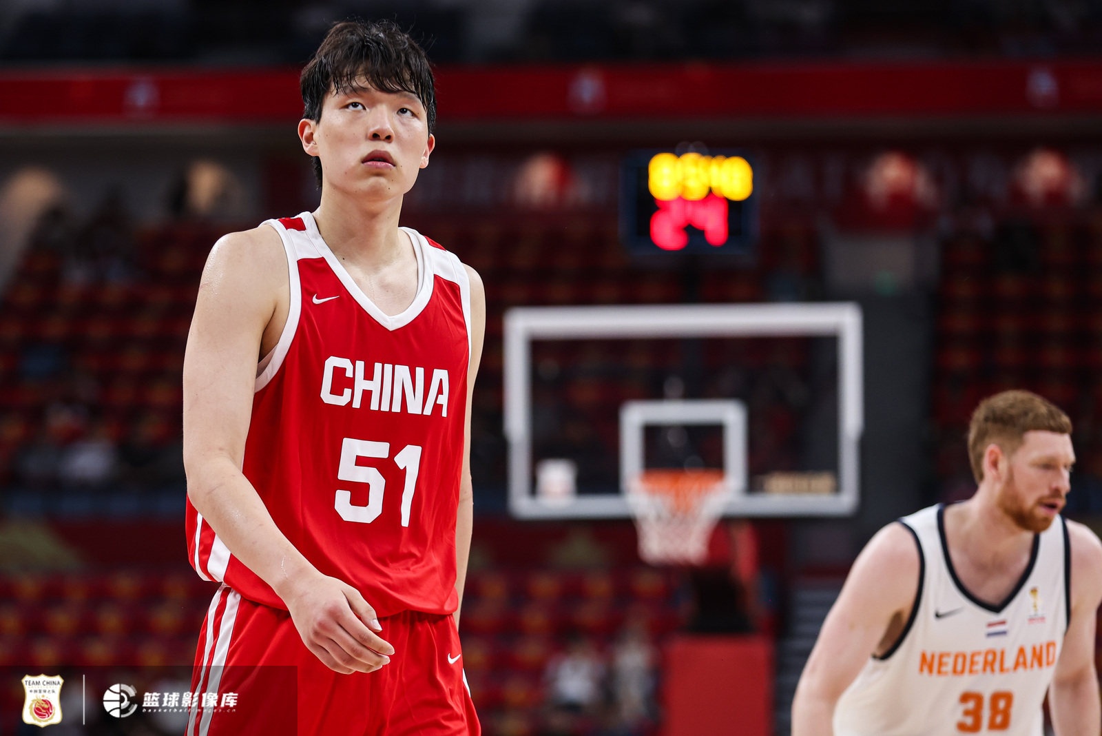 二番战再负乌拉圭 中国男篮末节崩盘暴露逆风短板