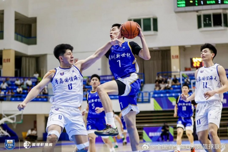 深圳新世纪U19预赛7战5胜晋级，吴铠博包揽赛区得分王抢断王