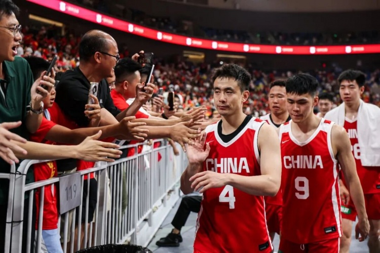 中国男篮夏训收官：佛山三战场均净负7分，后卫线持球核心依旧无解
