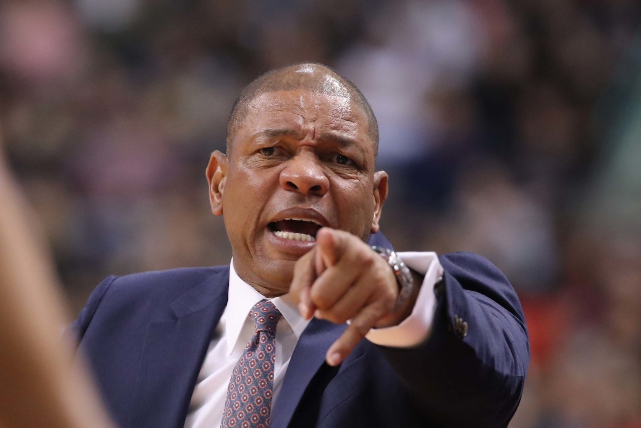 里弗斯进名人堂却被全网群嘲 3次3-1领先遭翻盘成NBA历史笑柄