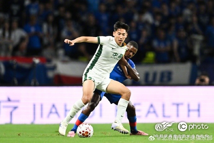 侯森多次扑救力保城门 国安客场3-0完胜申花