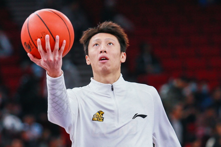 赵岩昊签约宁波 广厦生涯404场数据定格