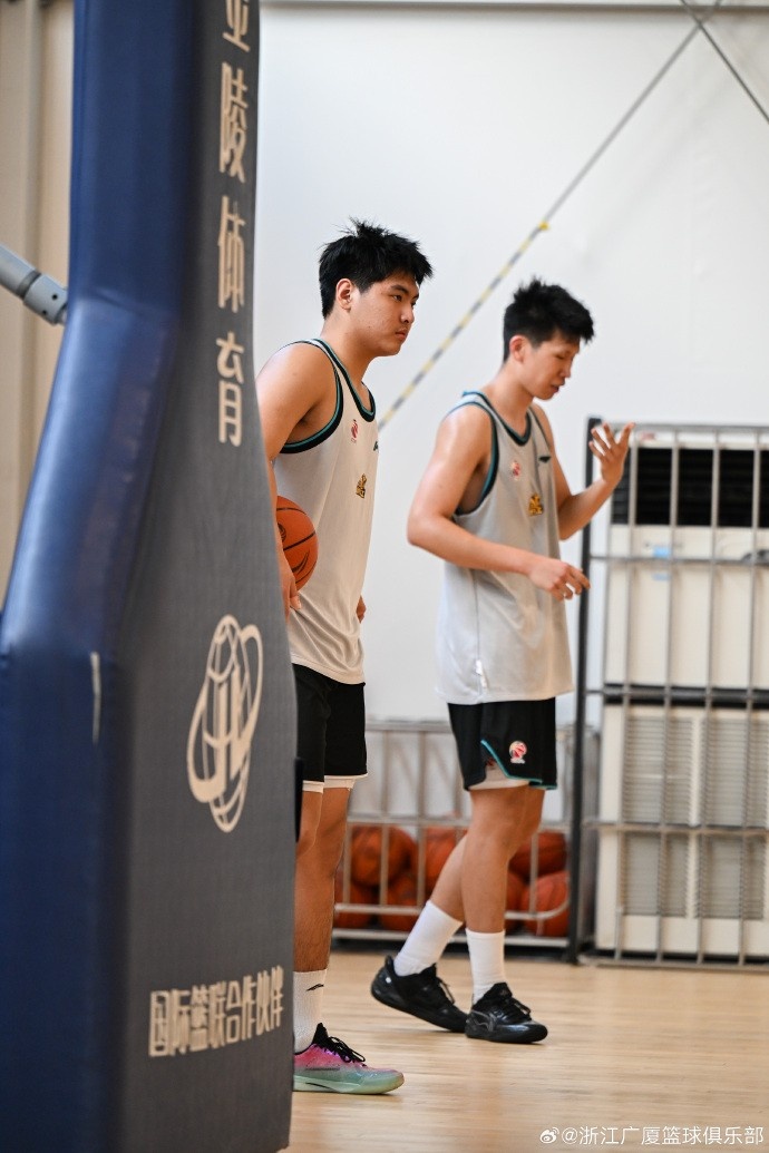 广厦夏训再调三将 刘洋蔡振豪王庆岩跟队一队