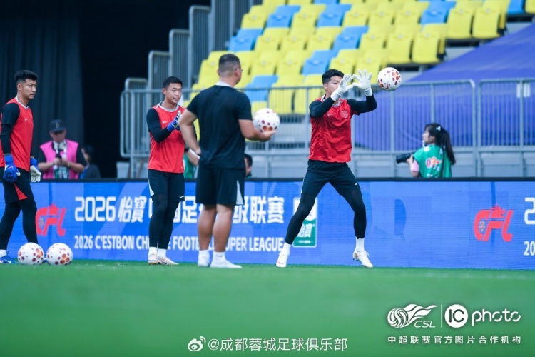 阿洛伊西：进攻端数据不错，定位球仍是重点打磨环节