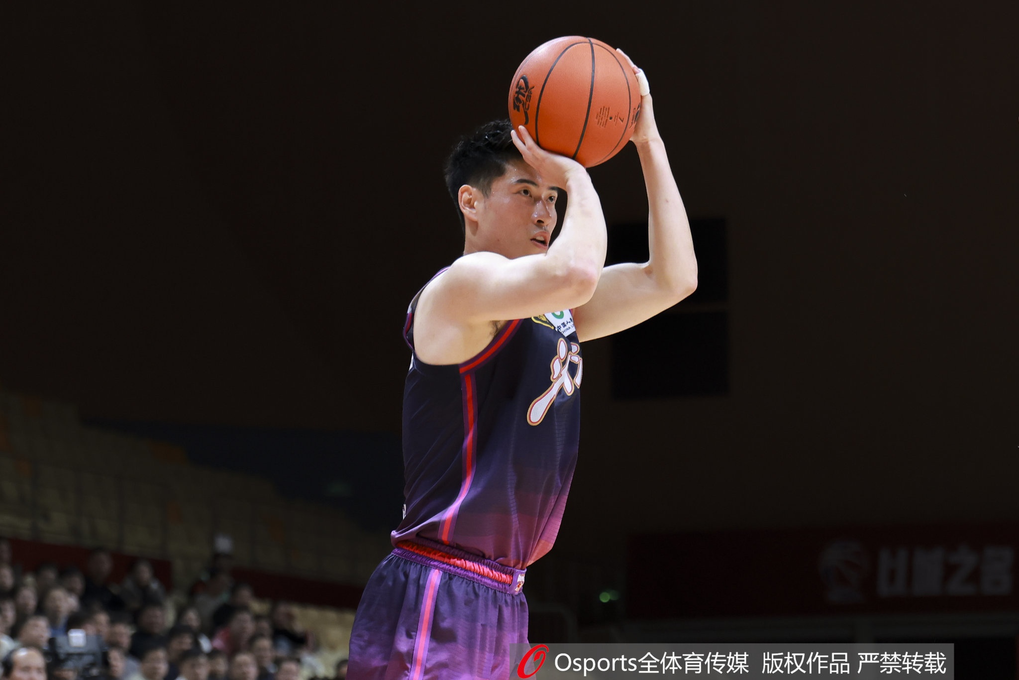 浙江男篮空出顶薪名额 去年满额致王奕博被青岛挖走