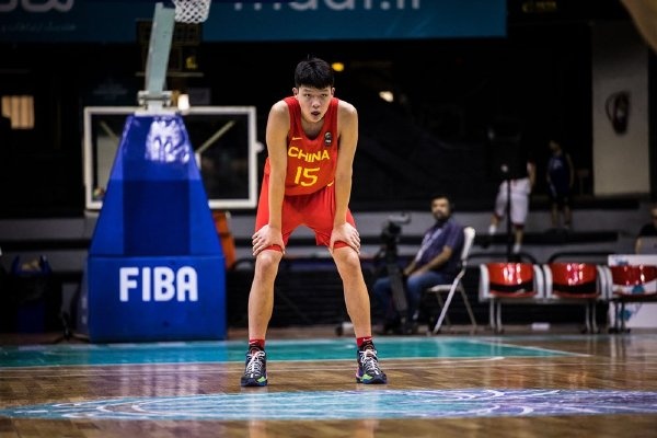 FIBA：杨瀚森从容应对“中国约基奇”标签 渴望书写自己的故事